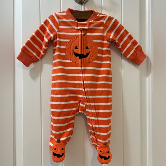 Carter’s - Halloween Bundle - Picture 2 of 4